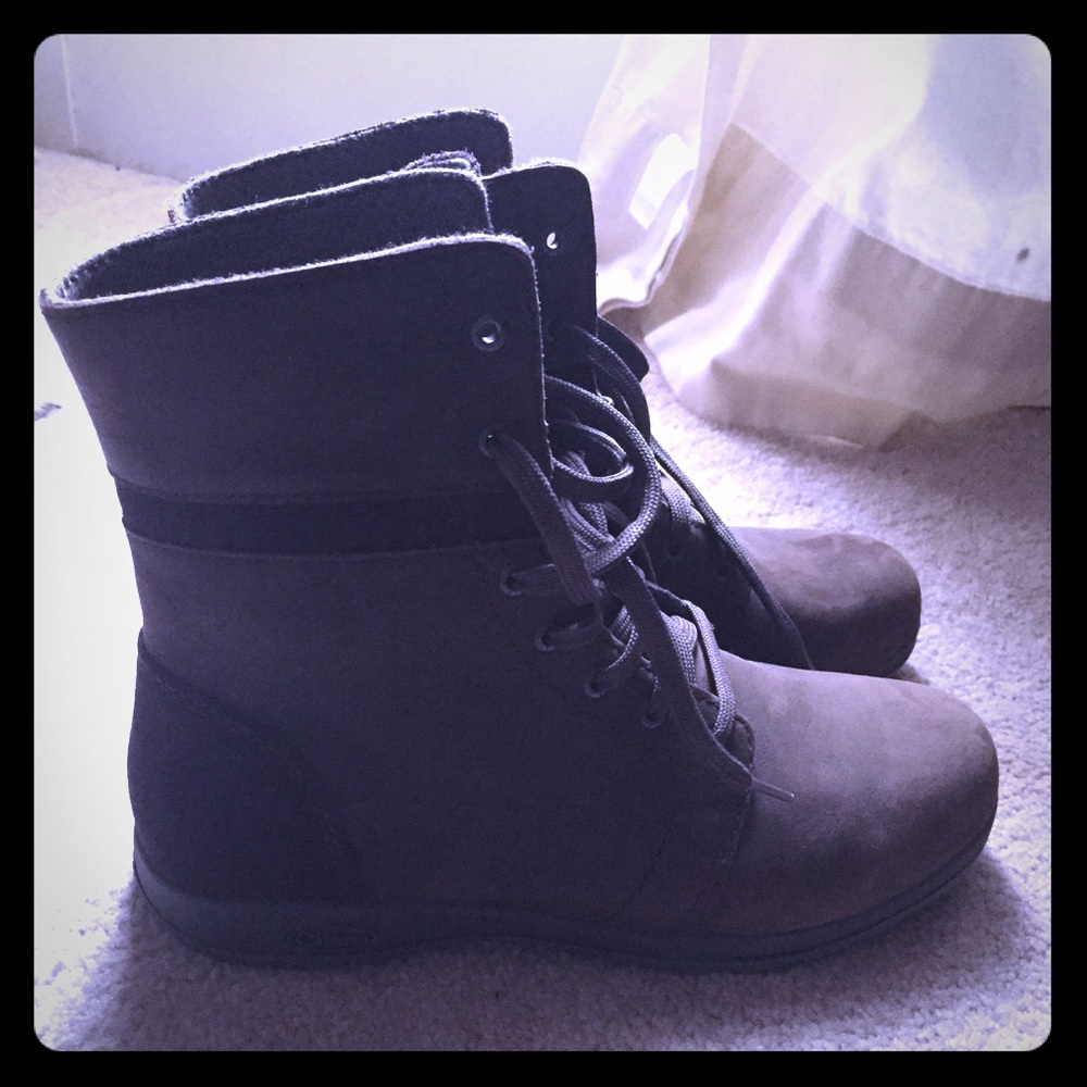Chacos boots